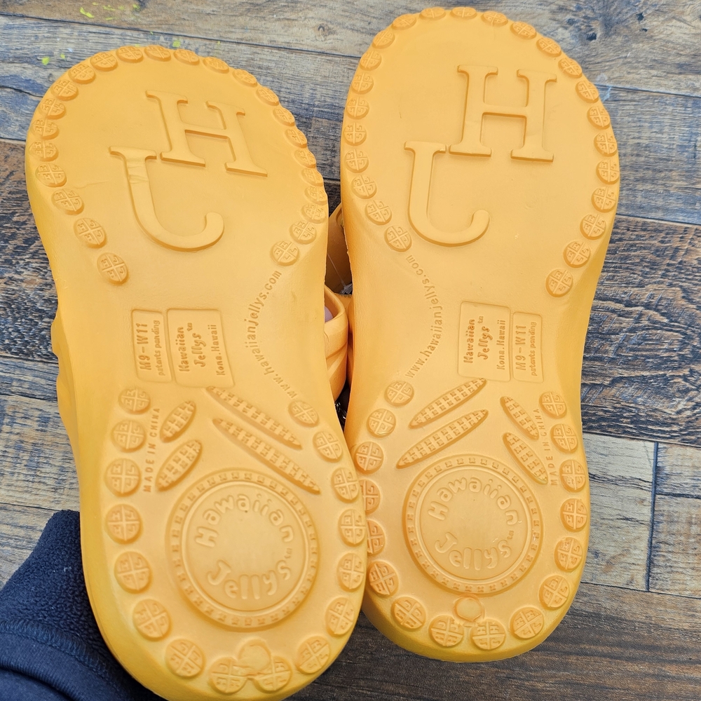 Bright Orange and Yellow Flip Flops Men's Size 8 - Picture 5 of 7